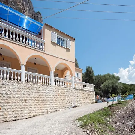 Alexandrer Villa Paleokastritsa